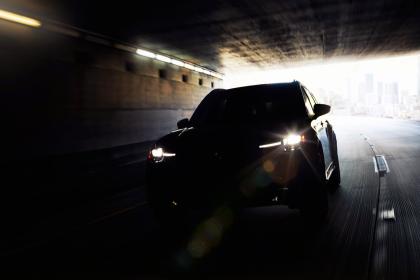 Νέο teaser video για το Mazda CX-90