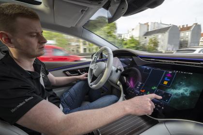 Η Mercedes παίρνει έγκριση για κυκλοφορία αυτοκινήτων με αυτονομία επιπέδου 3