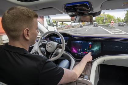 Η Mercedes παίρνει έγκριση για κυκλοφορία αυτοκινήτων με αυτονομία επιπέδου 3