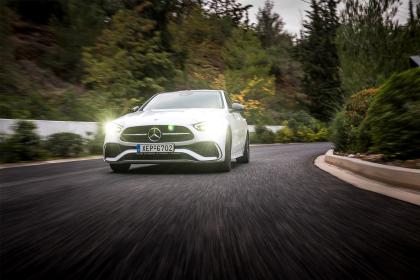 Mercedes-Benz C200 204PS