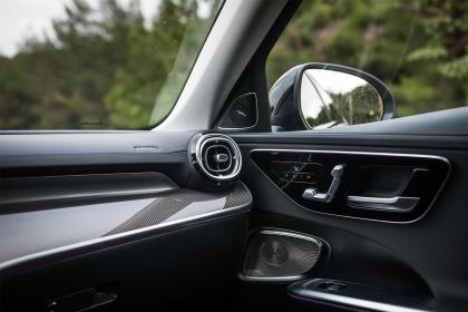 Mercedes-Benz C200 204PS