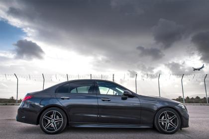 Mercedes-Benz C 180 170Ps