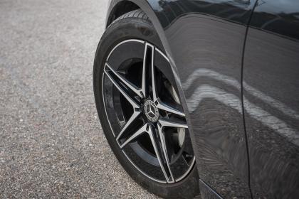 Mercedes-Benz C 180 170Ps