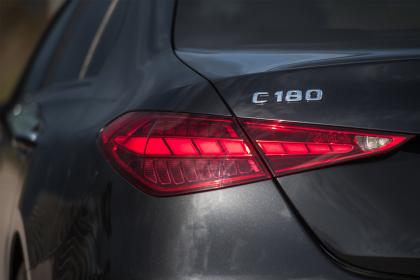 Mercedes-Benz C 180 170Ps