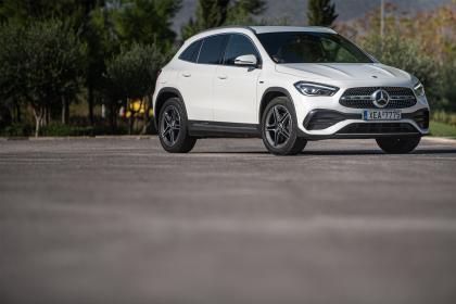 Mercedes-Benz GLA 250e 218Ps