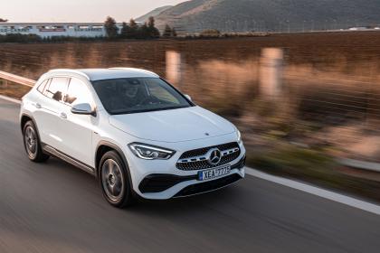 Mercedes-Benz GLA 250e 218Ps