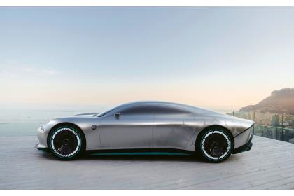 Περισσότερα από 1.000 άλογα για το ηλεκτρικό σεντάν της Mercedes-AMG