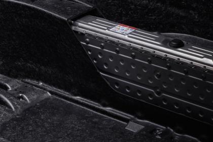 Lamborghini LB744: Κινητήρας V12 και τρία ηλεκτρικά μοτέρ για 1.000 ίππους