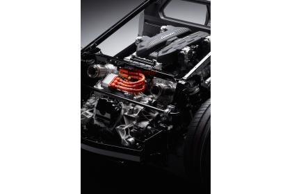Lamborghini LB744: Κινητήρας V12 και τρία ηλεκτρικά μοτέρ για 1.000 ίππους