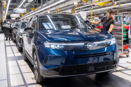 Το εκατομμυριοστό Opel Corsa βγαίνει από τη γραμμή παραγωγής το 1999