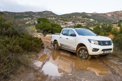 Nissan Navara 2.3 dCi N-Guard 190Ps