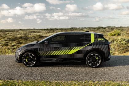 Η Kia teasάρει το νέο EV4 GT