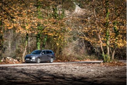 Mitsubishi Outlander PHEV 2.4lt 225Ps