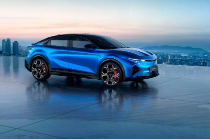 Έρχονται πέντε νέα μοντέλα από την Alpine