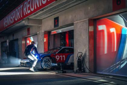Porsche 911 GT3 R rennsport: Αγωνιστική και… μοναδική