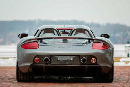 Carrera GT με 292km!