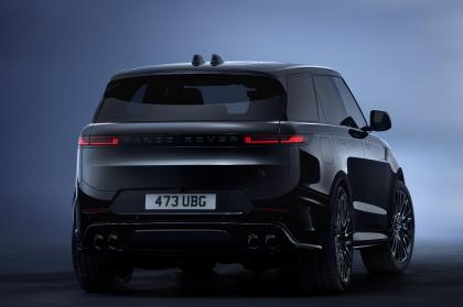 H Land Rover συστήνει την Black Edition στο Range Rover SV