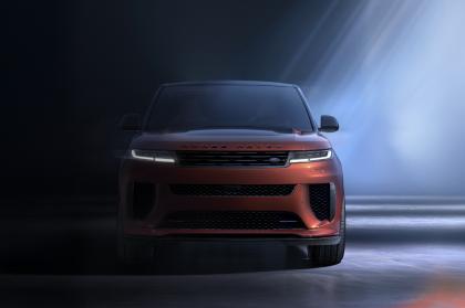 Η Land Rover παρουσιάζει το Range Rover Sport SV Carbon