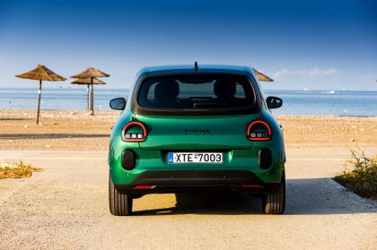 Πρώτη επαφή με το νέο Renault Twingo E-Tech Electric