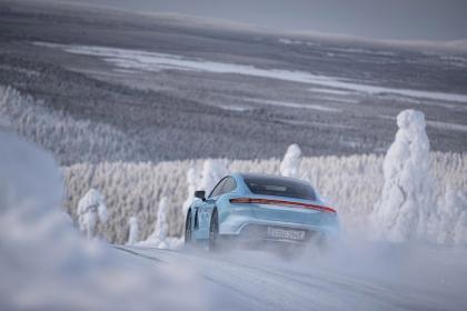 Taycan 1.000 ίππων ετοιμάζει η Porsche
