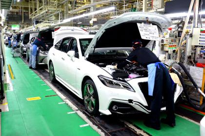 Η Toyota πρώτη σε πωλήσεις