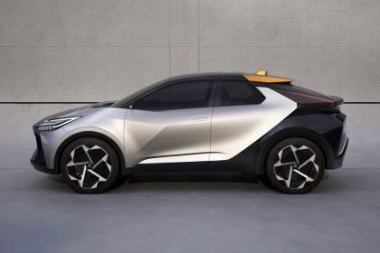 Έρχεται η δεύτερη γενιά Toyota C-HR