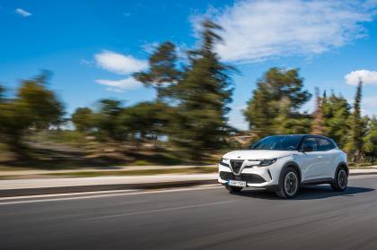 Test: Alfa Romeo Junior Elettrica 156Ps 