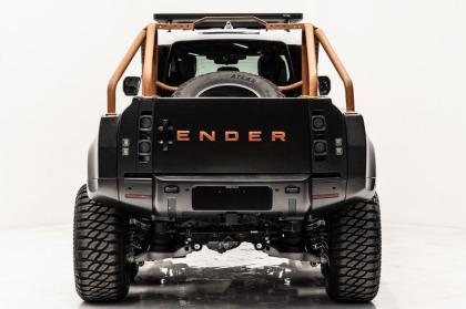 H Apocalypse Manufacturing έβαλε έξι τροχούς στο Land Rover Defender