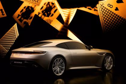Αυτή είναι η χρυσή έκδοση της Aston Martin DB12