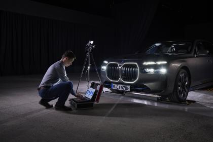 BMW: Νέα εγκατάσταση για δοκιμές συστημάτων εξωτερικού φωτισμού