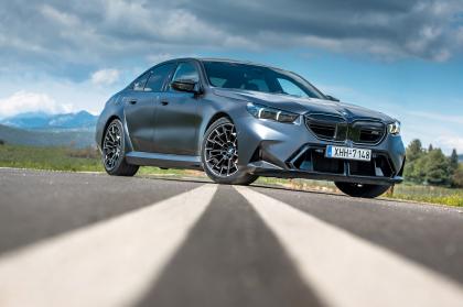 Test: BMW M5 PHEV 727Ps