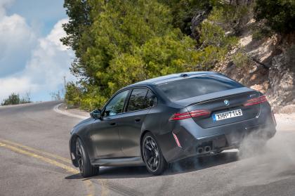 Test: BMW M5 PHEV 727Ps