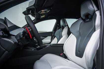 Test: BMW M5 PHEV 727Ps