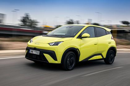 Πρώτη επαφή με το νέο «μικρό» της BYD