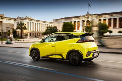 Πρώτη επαφή με το νέο «μικρό» της BYD