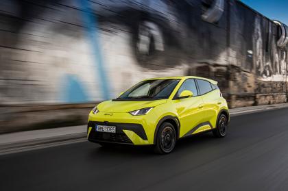 Πρώτη επαφή με το νέο «μικρό» της BYD