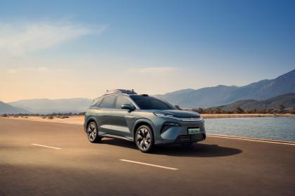 H BYD θα φέρει το Sealion 8 στην Ευρώπη