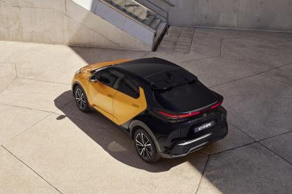 Όλα όσα θέλεις να μάθεις για το νέο Toyota C-HR