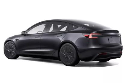 Tesla: Αυτές είναι οι Standard εκδόσεις του Model Y και του Model 3