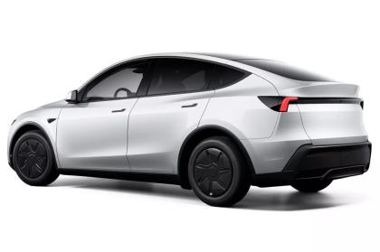 Tesla: Αυτές είναι οι Standard εκδόσεις του Model Y και του Model 3