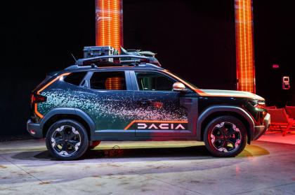 Η Dacia μπορεί να φέρει επιρροές από το Dakar στα off-road μοντέλα της