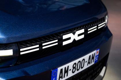 Επίσημο: Αυτό είναι το καινούργιο Dacia Bigster