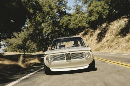 Έως 200Kg κάτω η σύγχρονη μορφή της BMW 2002