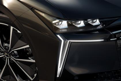 H DS Automobiles ανανεώνει το DS 4 και το ονομάζει N°4