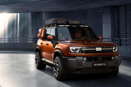 Η Geely έφτιαξε SUV 1.128PS που κινείται και στο νερό 