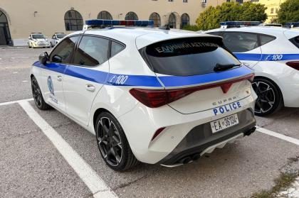 Η Ελληνική Αστυνομία εμπλουτίζει το στόλο της με 11 Cupra Leon VZ 300 ίππων