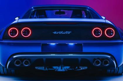 H Evoluto Automobili έκανε restomod την Ferrari F355