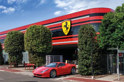 H Ferrari θα καθυστερήσει την παρουσίαση του δεύτερου EV μοντέλου της