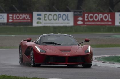 Η νέα F80 πρωταγωνίστησε στο Finali Mondiali της Ferrari