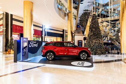 Ατραξιόν στο «Golden Hall» το νέο Ford Explorer 